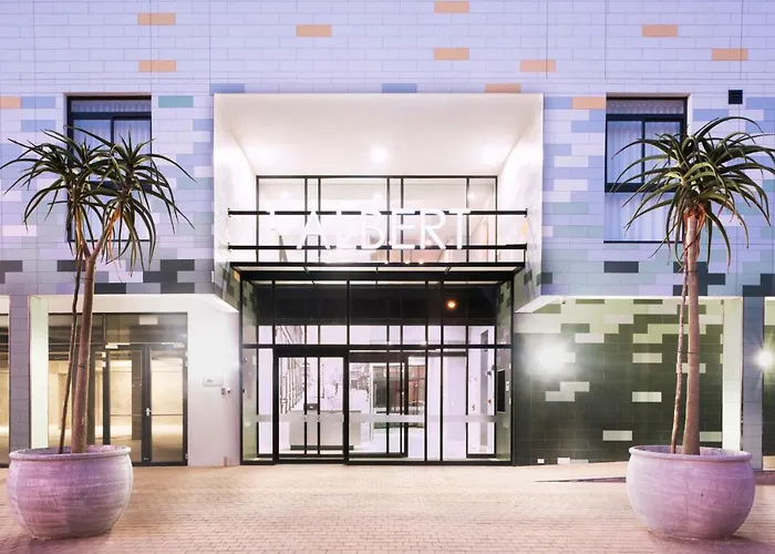 Table Mountain 6 Sleeper Luxury Condos 3 Seperate Studios Apartments